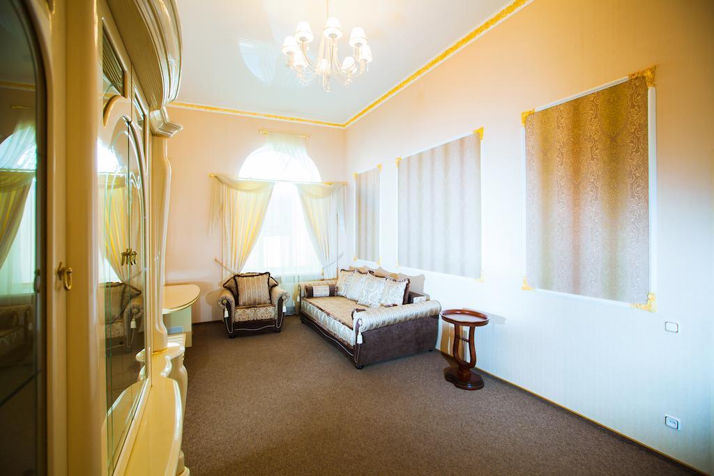 Lira Boutique Hotel Mogiljov Rum bild