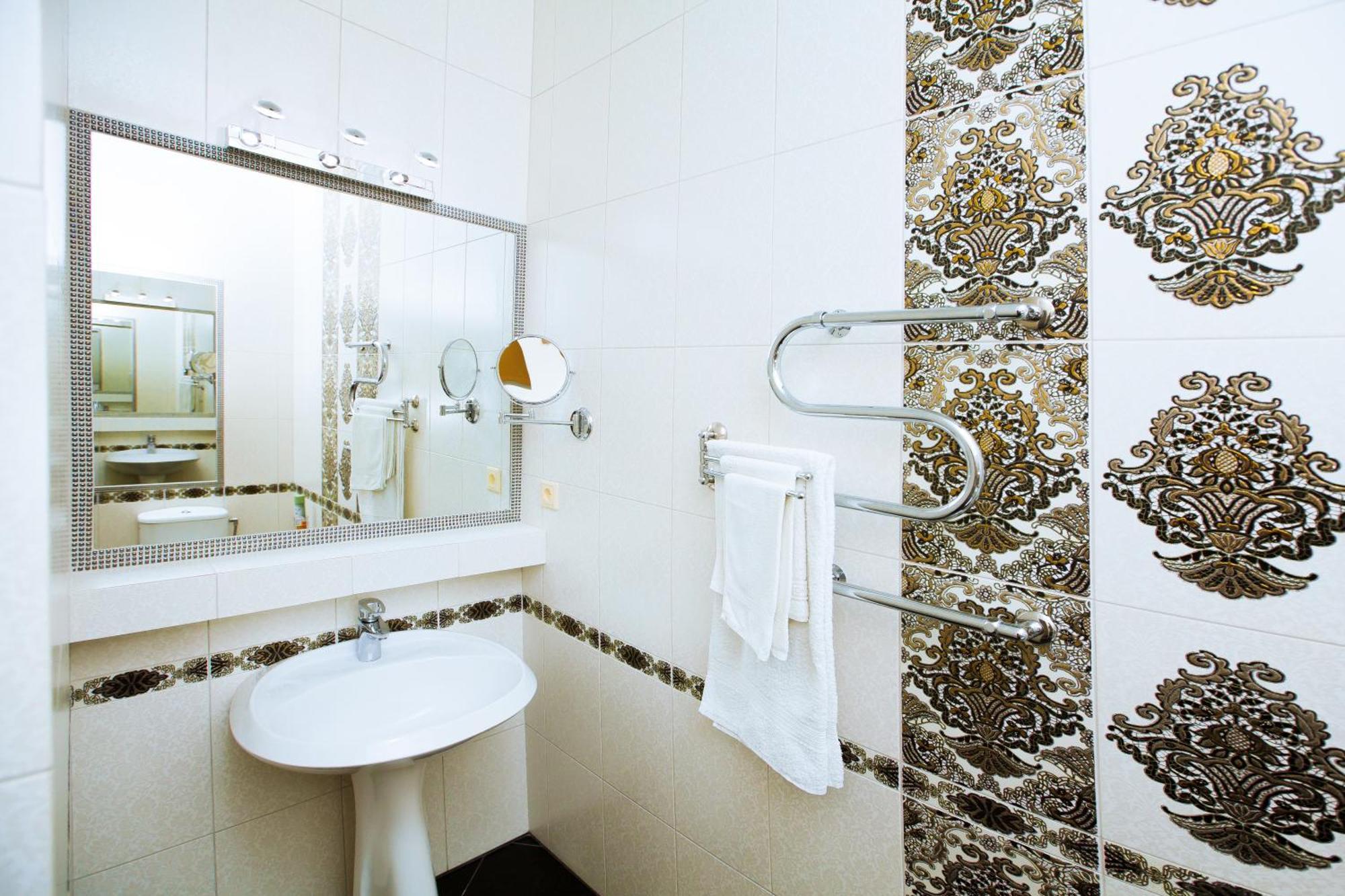 Lira Boutique Hotel Mogiljov Exteriör bild
